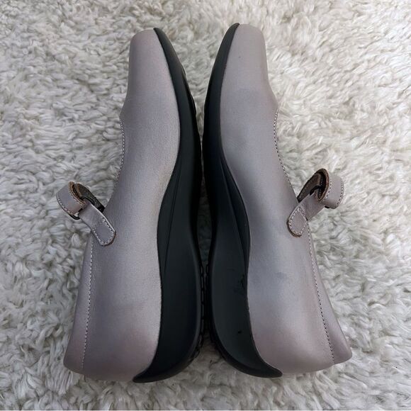 Wolky  Mary Janes Heels  Hook & Loop EUR 37 US 6-6.5 No Insoles Iridescent - Picture 5 of 9